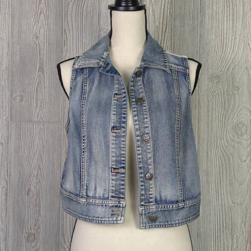 Platinum Chicos Women’s Size 1 Small Blue Denim Jean Vest Lace Embroidered Back